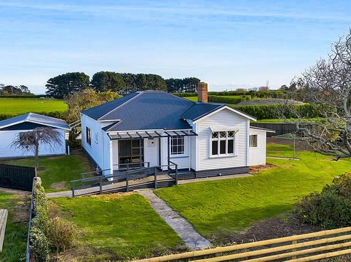 136 Manawapou Road, Hawera
