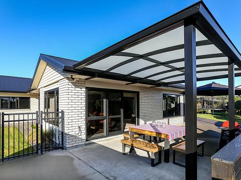 30 Redwood Crescent, Hurdon