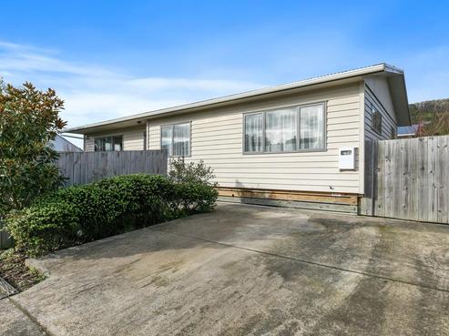 20A Poole Street, Taita