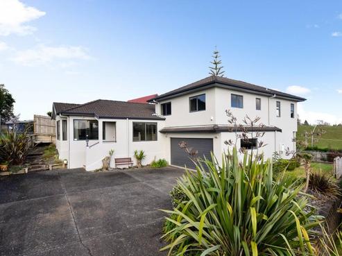 30 Palm Grove Drive, Western Heights