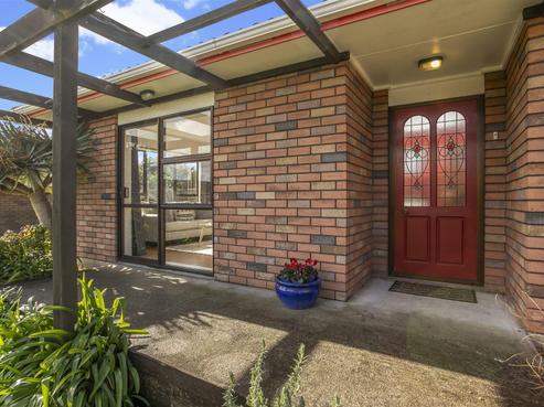 12 Bosnyak Drive, Te Atatu South