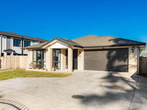 123 Manuroa Road, Takanini