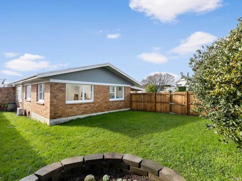 1/170 Great South Road, Drury