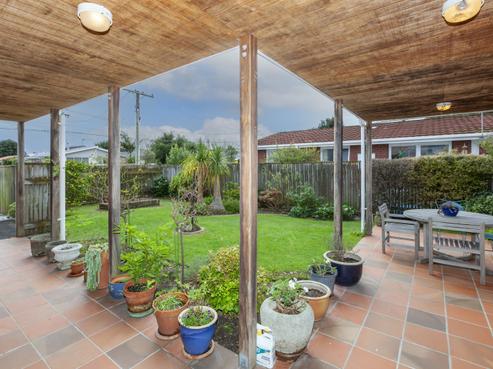 18 Falla Street, Paraparaumu Beach