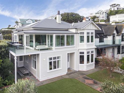 12 Carlton Gore Road, Roseneath