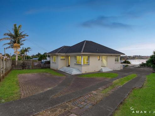 24 Church Crescent, Panmure