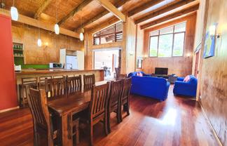 Holiday Homes Near White Sand Beaches