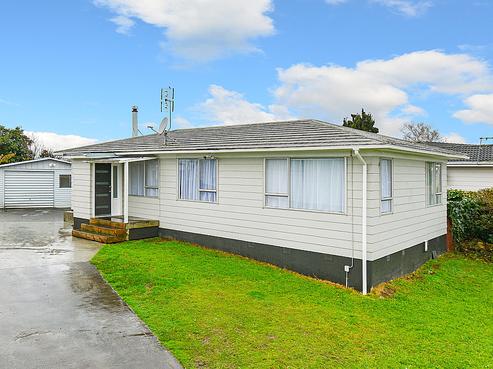 124 Shifnal Drive, Randwick Park