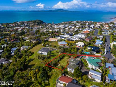 7 Taumata Road, Castor Bay