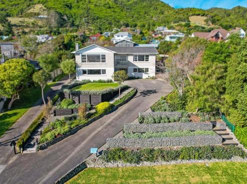 109 Winara Avenue, Waikanae
