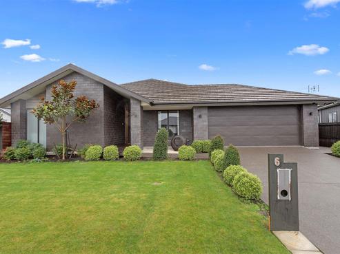 6 Benjes Place, Woodend