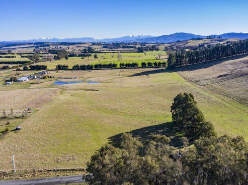 181 Davis Road, Cust