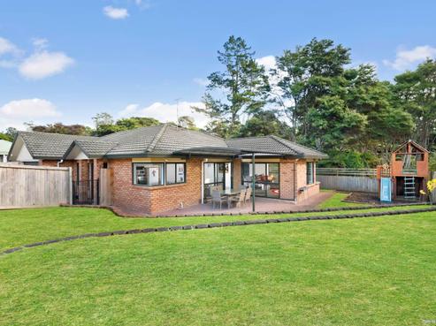 53 Hewlett Road, Massey
