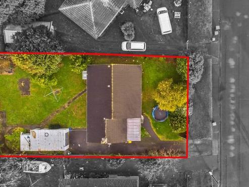 12 Smiths Avenue, Papakura