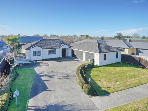 2 The Stables, Woodend