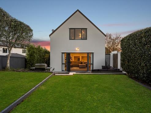 1D Ngatiawa Street, One Tree Hill