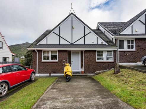 34 Parklands Drive, Karori