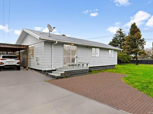 2/2 Hunua Road, Papakura