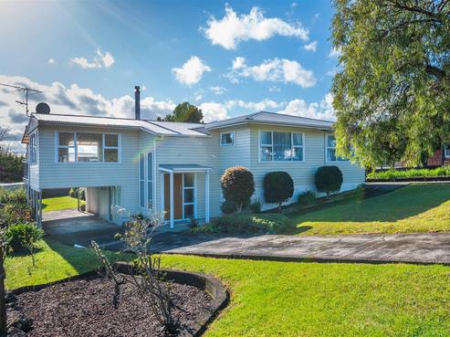 74 Sylvan Crescent, Te Atatu South