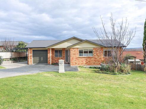 27 Puriri Street, Te Aroha