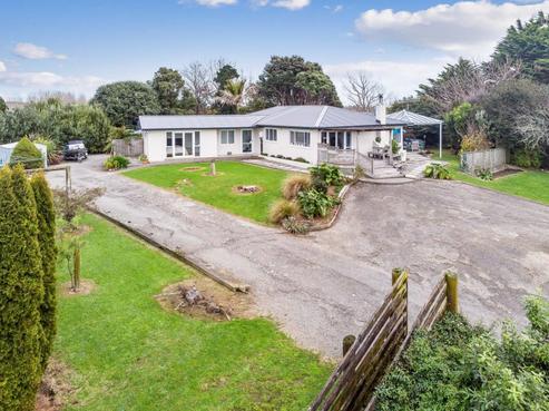 55 Takapu Road, Manakau