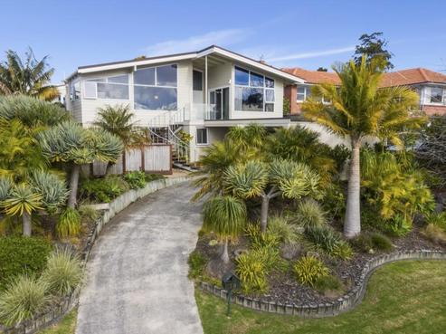 30 Mayfair Crescent, Mairangi Bay
