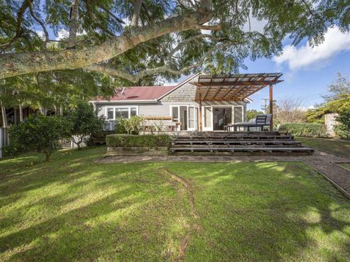 5 Grovelands Way, Titirangi