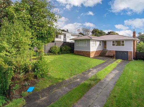 52 Vera Road, Te Atatu South