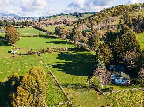 141 Teapot Valley Road, Brightwater