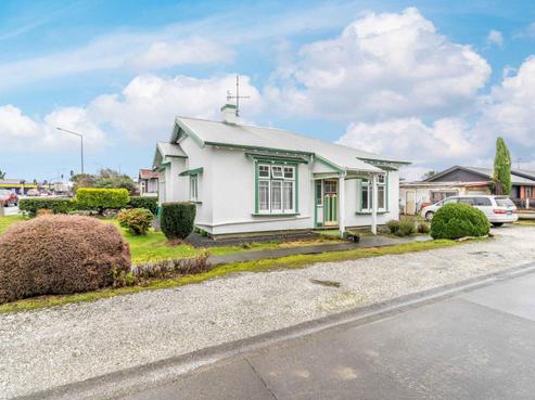 374 Tay Street, Turnbull Thomson Park