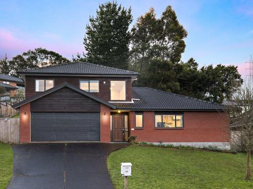 45 Helleur Road, Massey