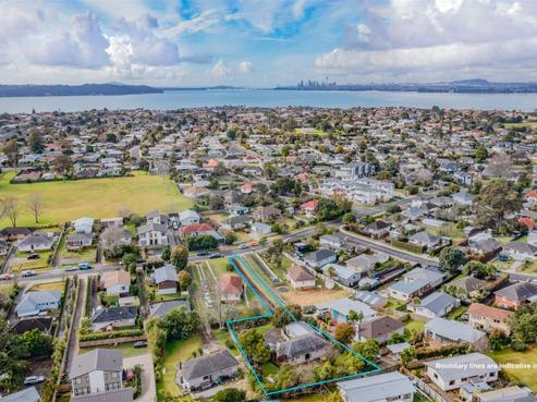 74 Kervil Avenue, Te Atatu Peninsula