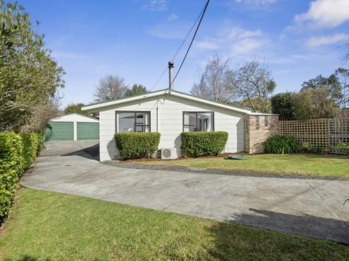 12 Albert Street, Riverhead