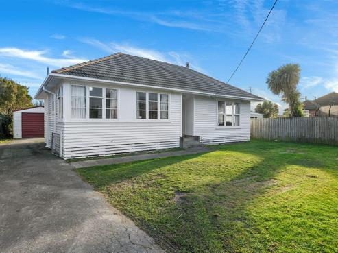 4 Dufek Crescent, Hornby