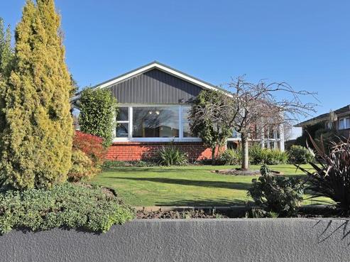 32 Montrose Street, Gladstone