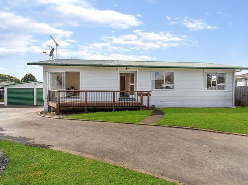 21 Medina Place, Half Moon Bay