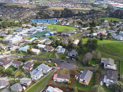 13 Sumich Place, West Harbour