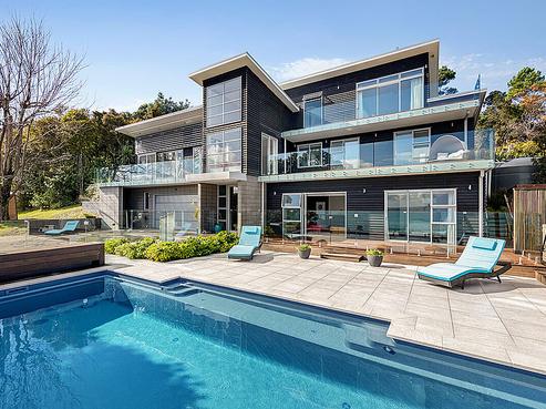 1091 Whangaparaoa Road, Tindalls Beach