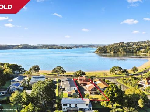 2 Seaview Road, Paihia