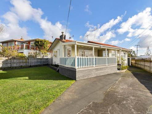 218 Birkdale Road, Birkdale