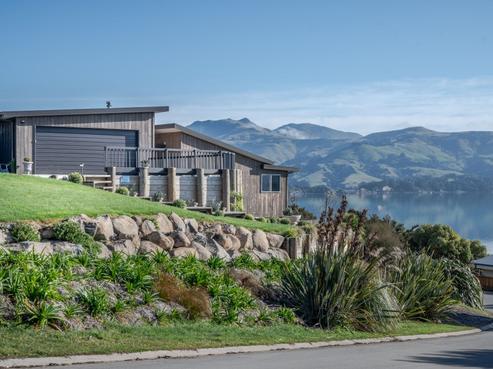 2 Lushingtons Bay Road, Takamatua