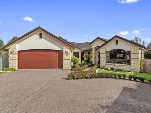 18 Cranmore Avenue, Huntington