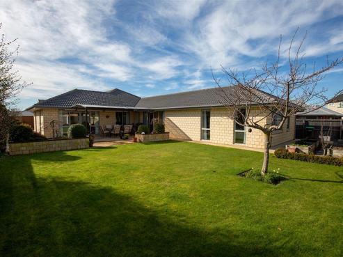 64 Somerville Crescent, Aidanfield