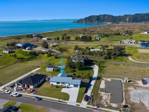 28 Dawn Parade, Coastlands
