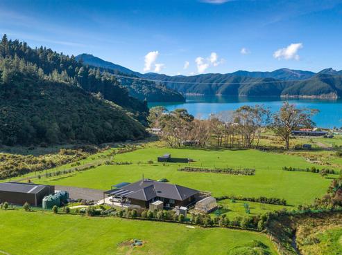 76 Te Tio Terrace, Port Underwood