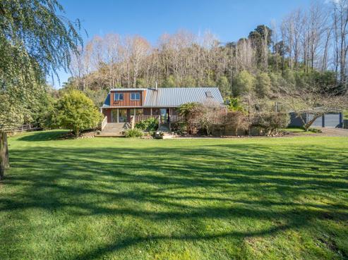942 Finnis Road, Pohangina