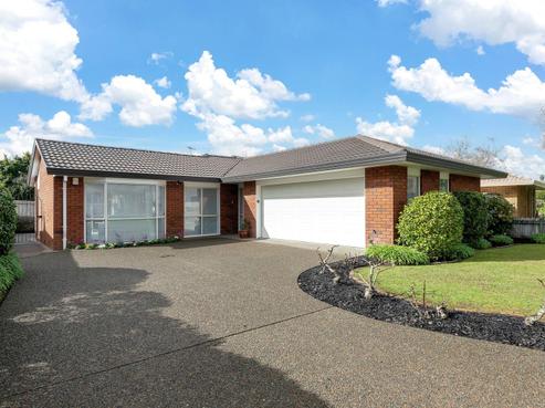 2/23 Tarnica Road, Northpark