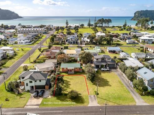 202A Sylvia Road, Whangamata