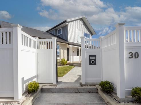 30 James Cook Street, Havelock North