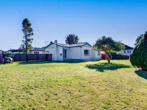 8 Lodge Road, Maraenui